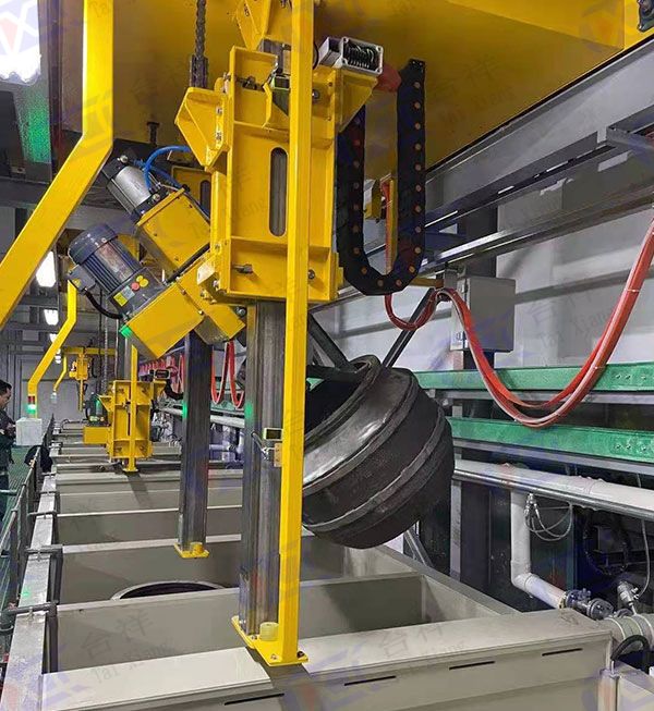 Intelligent hoist type rolling plating line